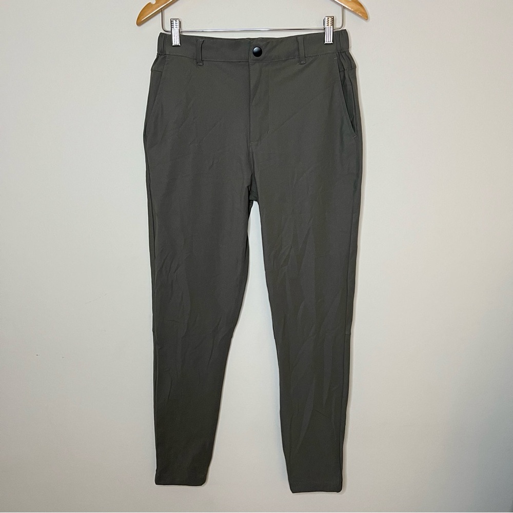 Cuts AO Jogger in Gray Size Small - Picture 3 of 5